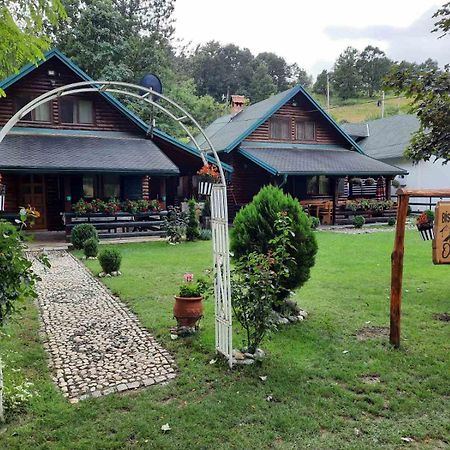 Holiday Homes Biser Lopatnice Lopatnica Eksteriør bilde