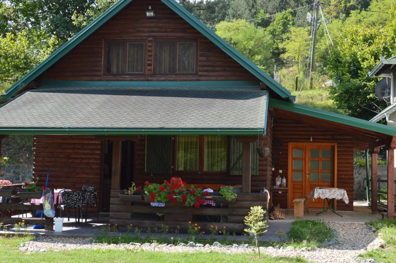 Holiday Homes Biser Lopatnice Lopatnica Eksteriør bilde