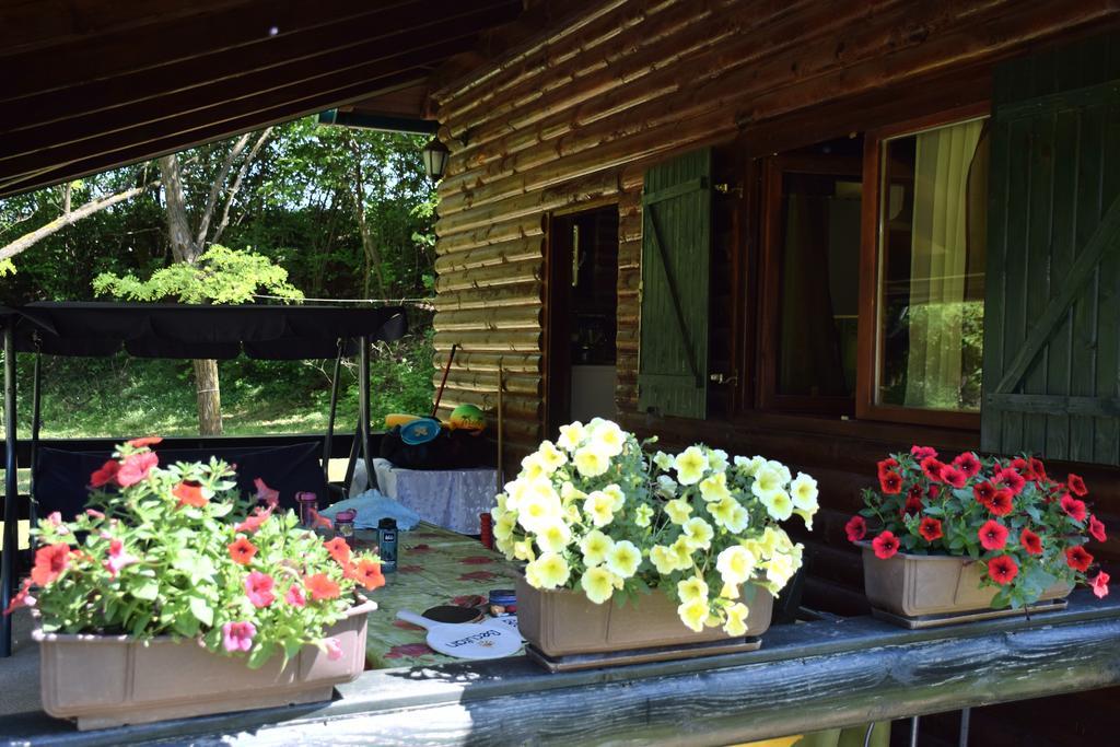 Holiday Homes Biser Lopatnice Lopatnica Eksteriør bilde